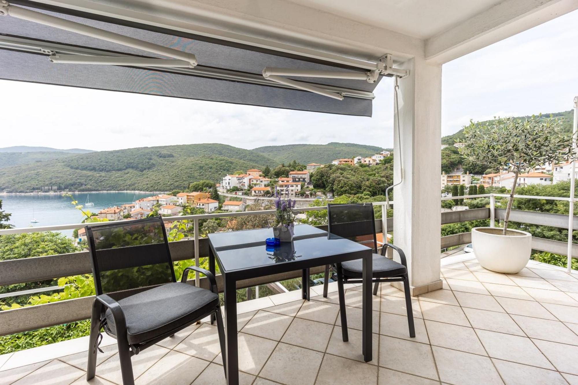Apartments Sea View Rabac Zimmer foto