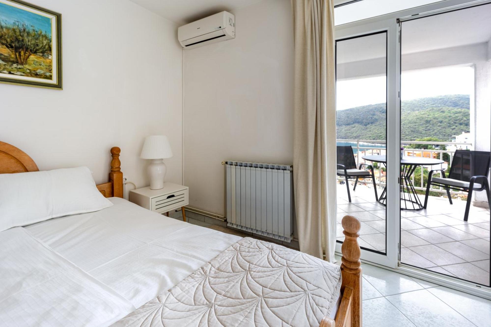 Apartments Sea View Rabac Zimmer foto